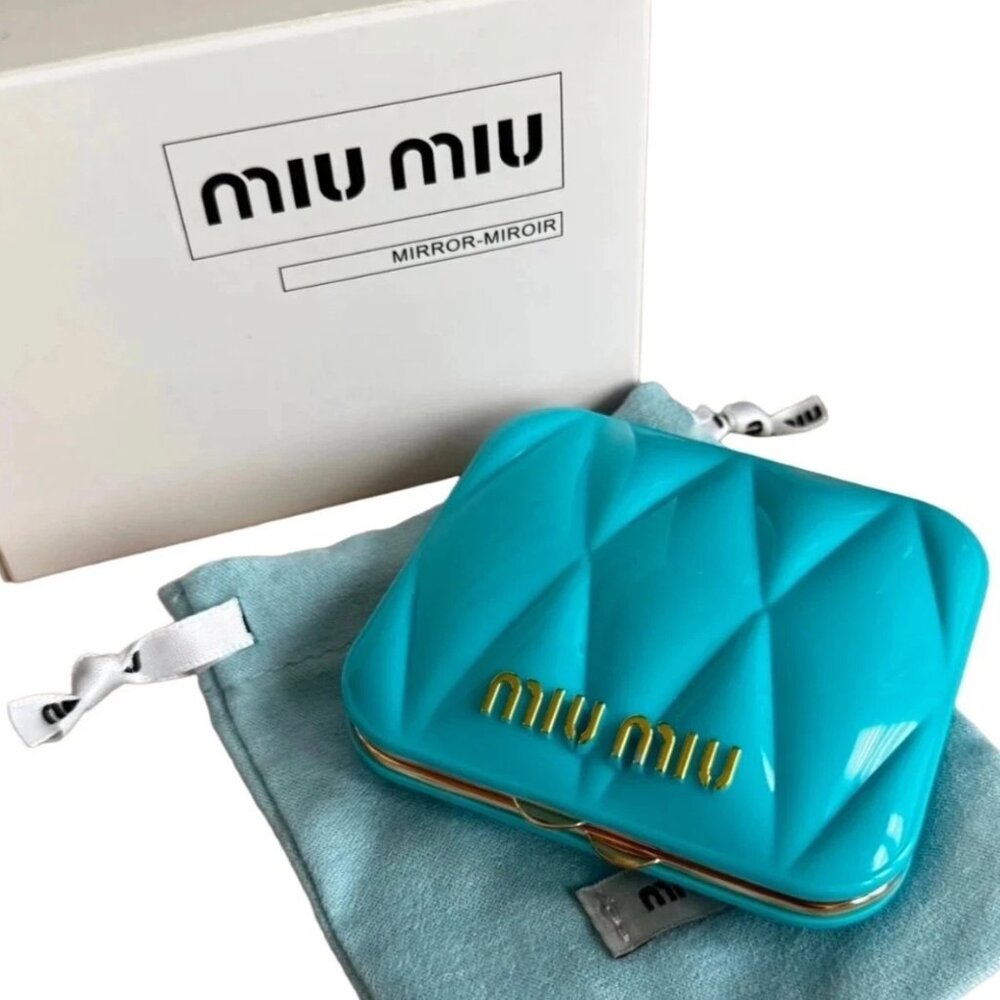 ✨Authentic MIU MIU Prada Teal Blue Quilted Compact Makeup Mirror +Pouch Gift NEW - Picture 7 of 7